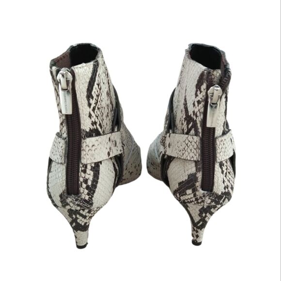 NWOT Vince Camuto Merrie snake Print Ankle Bootie - Picture 5 of 11